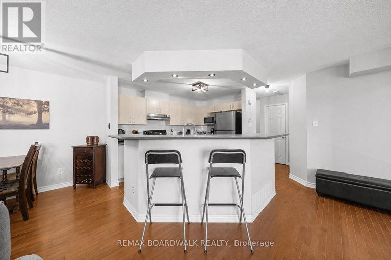 29677906/117-3265-st-joseph-boulevard/bilberry-creekqueenswood-heights/ottawa/ontario/K1E3Y2_9
