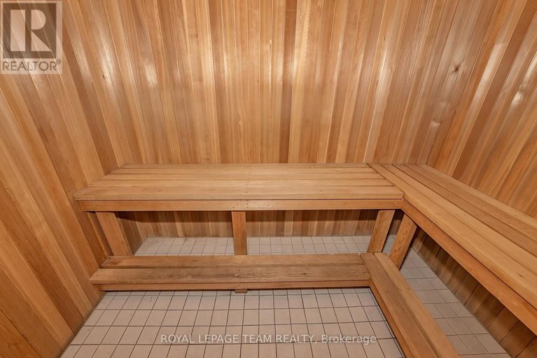 29128089/1210-20-chesterton-drive/borden-farmstewart-farmcarleton-heightsparkwood-hills/ottawa/ontario/K2E6Z7_34