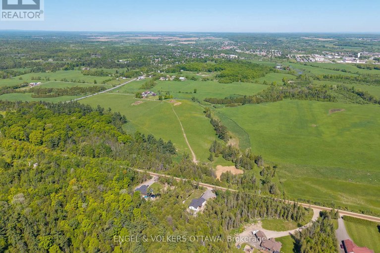 28406247/397-lime-kiln-road/horton-twp/horton/ontario/K7V3Z4_48