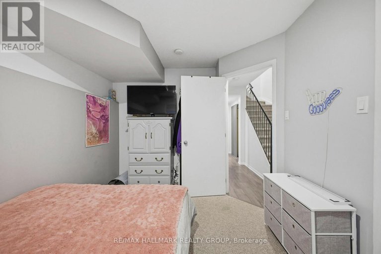 29606721/5-795-montreal-road/cfb-rockcliffe-and-area/ottawa/ontario/K1K0S9_22