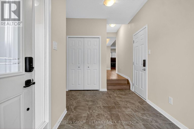 29019846/641-via-campanale-avenue/longfields/ottawa/ontario/K2J4A2_4