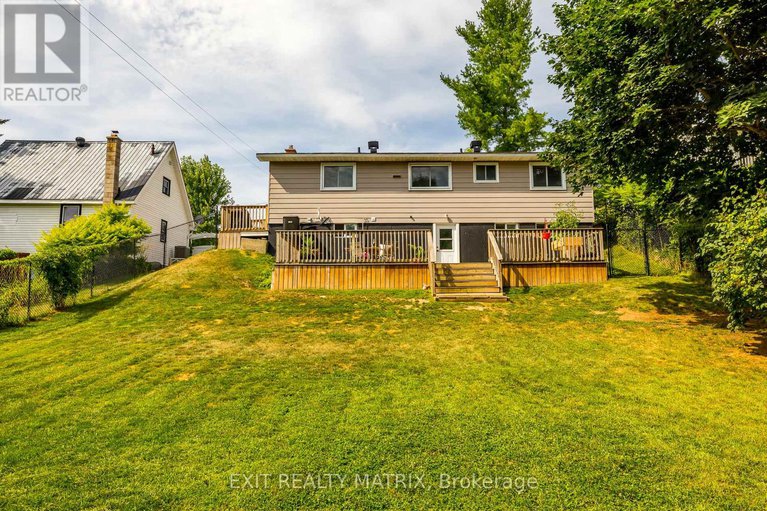 28656018/267-ann-street/almonte/mississippi-mills/ontario/K0A1A0_39