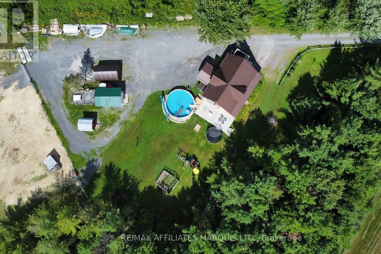28647172/15763-county-road-43-road/north-stormont-finch-twp/north-stormont/ontario/K0C1K0_40
