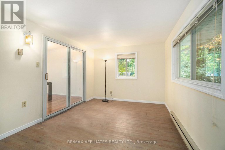28854774/319-riverwood-drive/woodlawnmaclarens-landingkilmaurs/ottawa/ontario/K0A3M0_19
