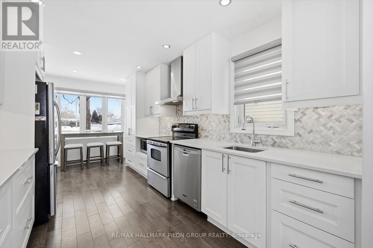 29620278/284-mceachern-crescent/bilberry-creekqueenswood-heights/ottawa/ontario/K1E3K3_2