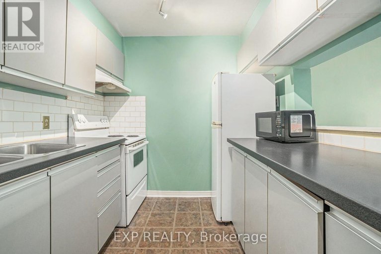 28334886/210-280-brittany-drive/viscount-alexander-park/ottawa/ontario/K1K4M4_9