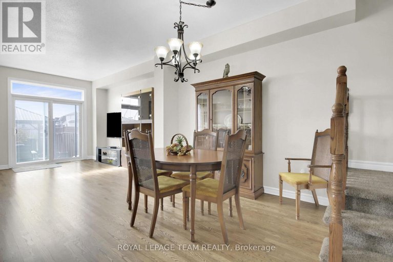 28848804/1024-northgraves-crescent/emerald-meadowstrailwest/ottawa/ontario/K2M0C8_17