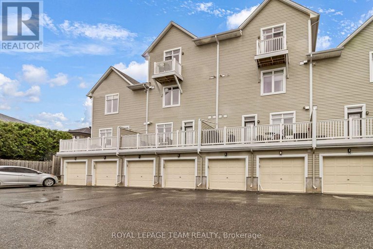 28548411/b-96-stonehaven-drive/bridlewood/ottawa/ontario/K2M0C4_3