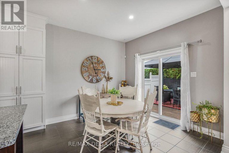 28925519/390-mercury-street/town-of-rockland/clarence-rockland/ontario/K4K0G7_14