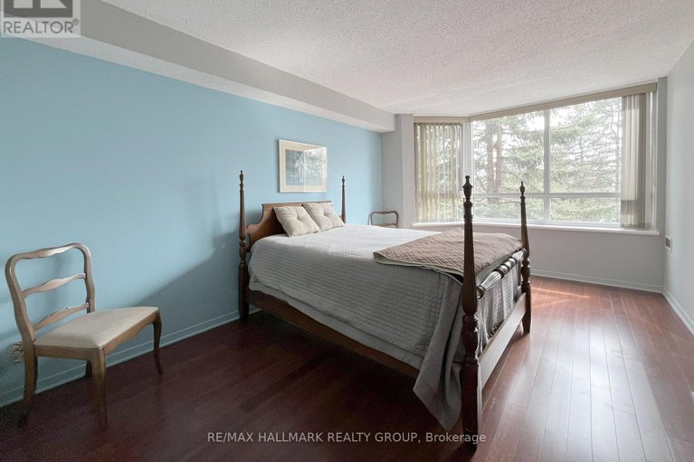 28237793/303-80-sandcastle-drive/leslie-park/ottawa/ontario/K2H9E7_11