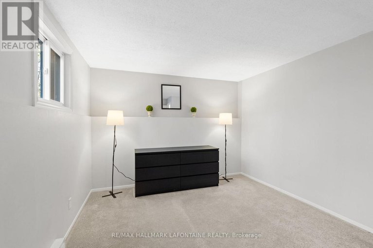 29055171/43-115-renova-private/riverview-park/ottawa/ontario/K1G4C7_30