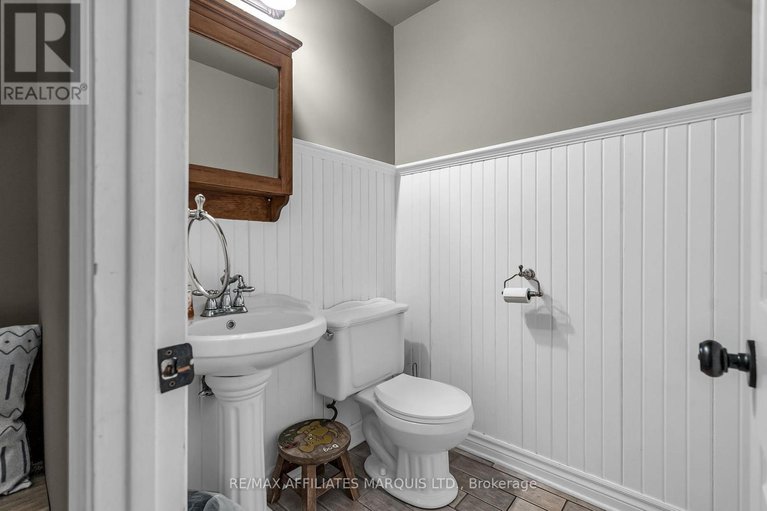 29213983/18201-county-rd-19-road/south-glengarry-charlottenburgh-twp/south-glengarry/ontario/K6K0A7_7