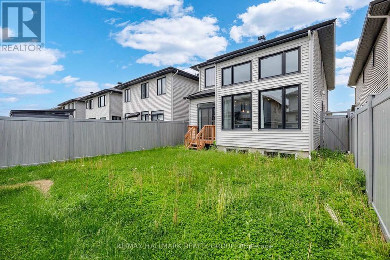 28819616/276-big-dipper-street/riverside-southgloucester-glen/ottawa/ontario/K4M0J6_35
