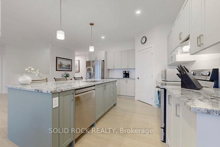 29198740/301-wood-avenue/smiths-falls/smiths-falls/ontario/K7A5H4_13