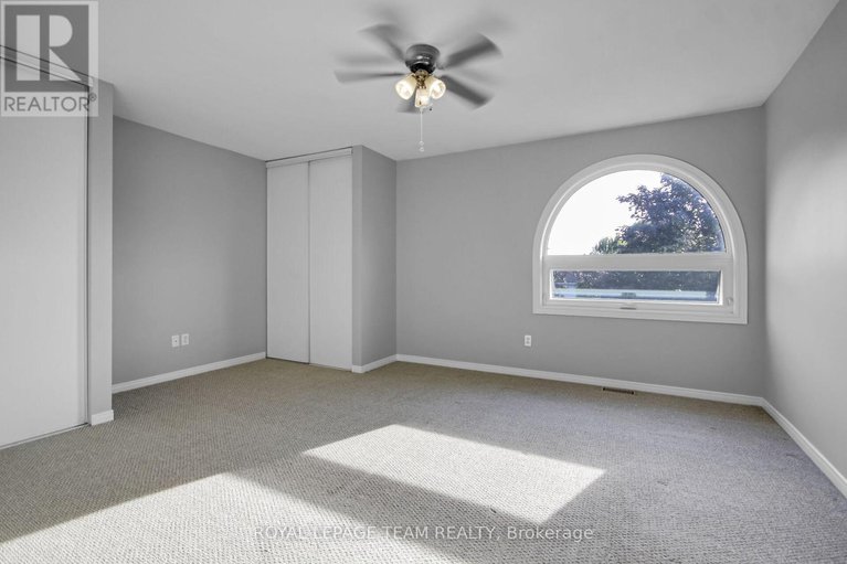 28790579/89-thornbury-crescent/centrepointe/ottawa/ontario/K2G6C4_21