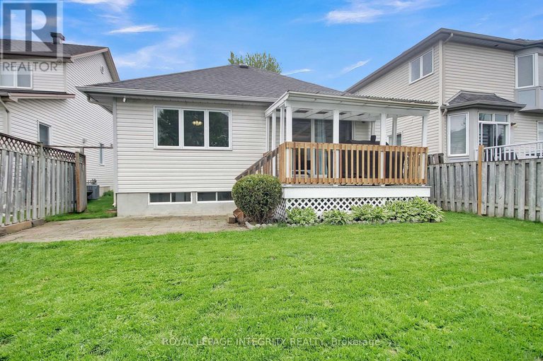 28534994/22-halkirk-avenue/glencairnhazeldean/ottawa/ontario/K2V1B5_49