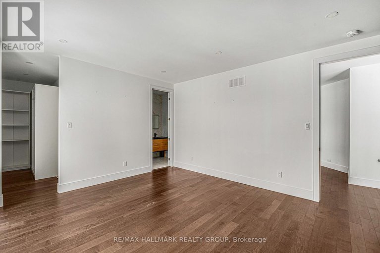 29127161/132-robert-taite-drive/cumberland-estates/ottawa/ontario/K4C1A9_28