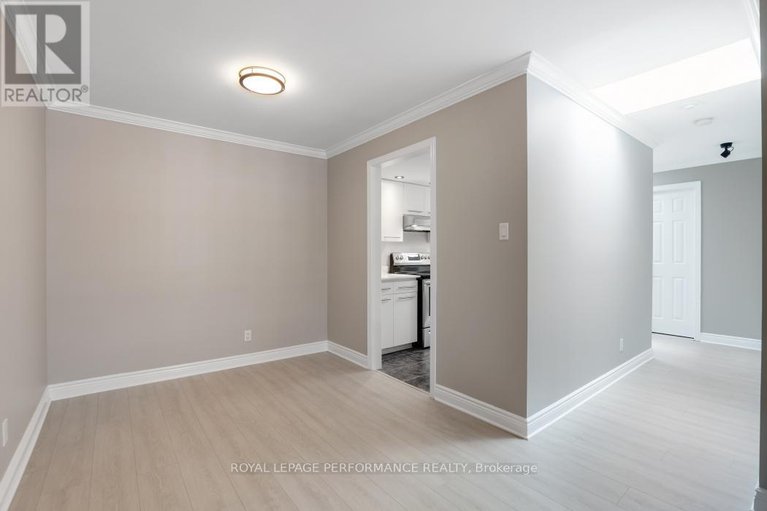 28821166/304-100-bruyere-street/lower-townbyward-market/ottawa/ontario/K1N5C6_15