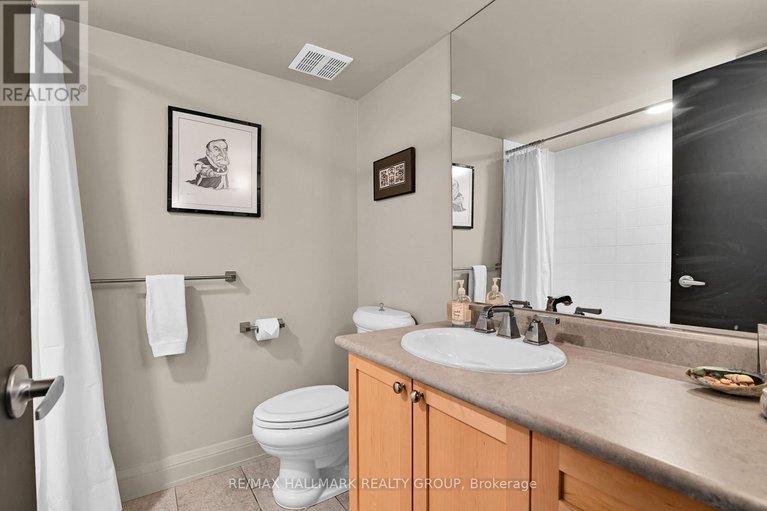 29674266/481-melbourne-avenue/mckellarhighland/ottawa/ontario/K2A1W4_27