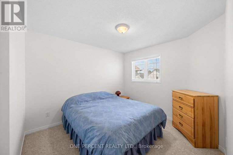 29586149/2113-hallendale-street/springridgeeast-village/ottawa/ontario/K4A4S1_33