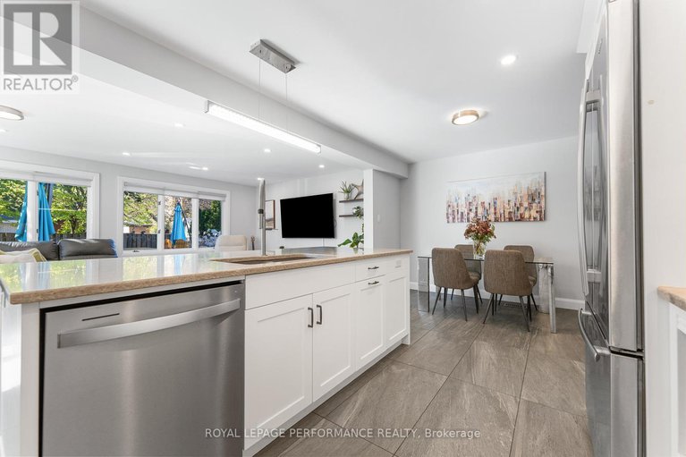 29024440/3026-southmore-drive-e/riverside-park-south/ottawa/ontario/K1V6Z4_18