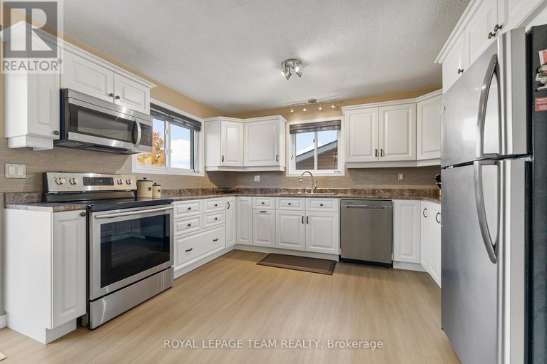 29009688/1059-flynn-avenue/kinburn/ottawa/ontario/K7S3G7_14