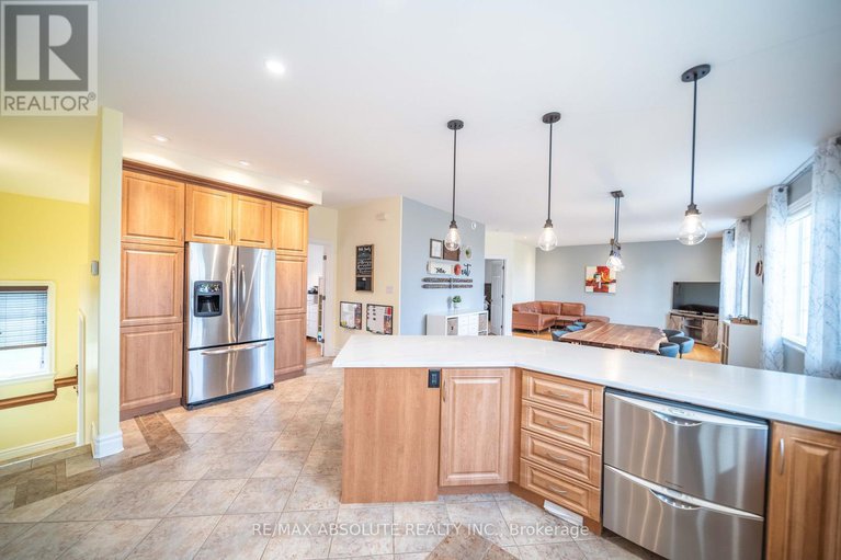 28781773/735-st-thomas-road/russell-twp/russell/ontario/K0A1W0_14