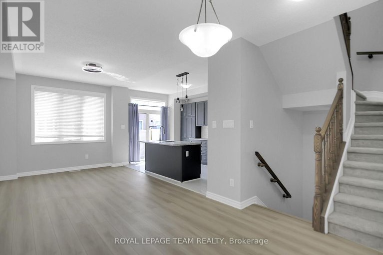 28243617/605-lauraleaf-crescent/half-moon-bay/ottawa/ontario/K2J6G7_9