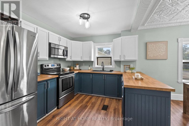 28925097/94-main-street/north-dundas-winchester-twp/north-dundas/ontario/K0A2R0_11