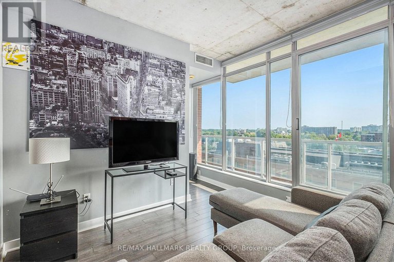 28710220/805-383-cumberland-street/lower-townbyward-market/ottawa/ontario/K1N1J7_7