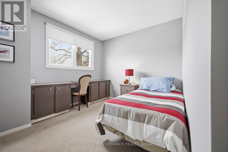 29516247/1089-st-emmanuel-terrace/convent-glen-north/ottawa/ontario/K1C2J6_28