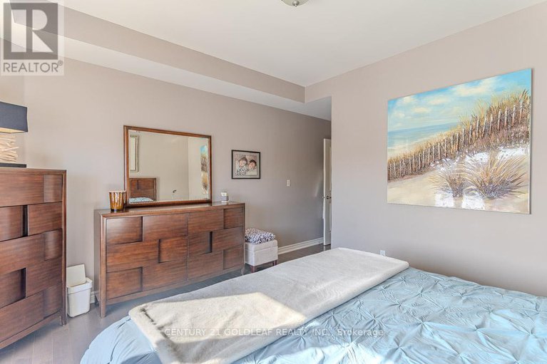 29357837/7-20-prestige-circle/chatelaine-village/ottawa/ontario/K4A0W9_24