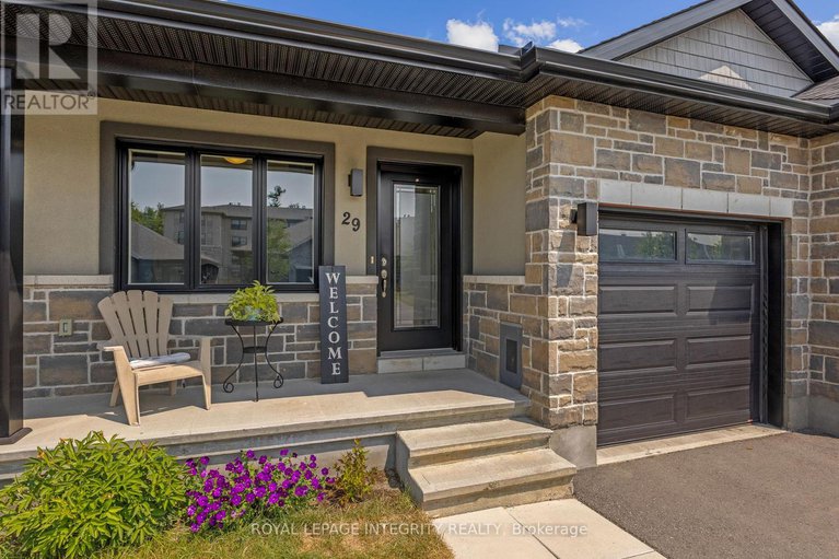 28828462/29-morgan-clouthier-way/arnprior/arnprior/ontario/K7S0H9_2