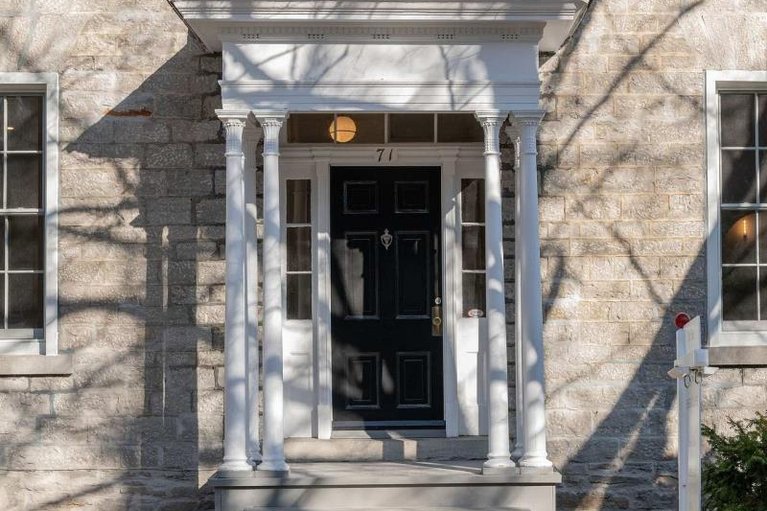 29649228/71-thomas-street/new-edinburgh/ottawa/ontario/K1M1M7_46