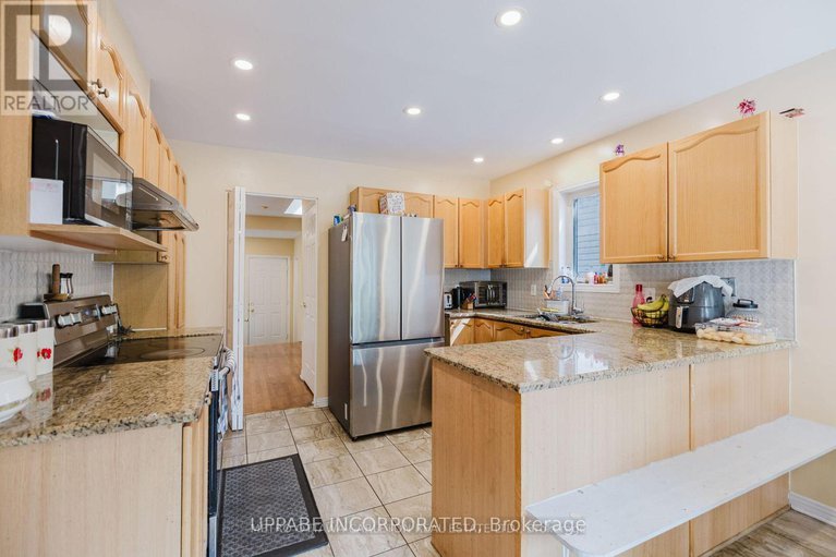 28620827/28-armagh-way/longfields/ottawa/ontario/K2J4C3_15