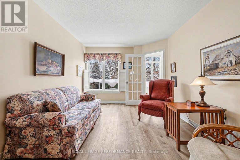 29608042/214-windhurst-drive/barrhaven-east/ottawa/ontario/K2G6H9_4