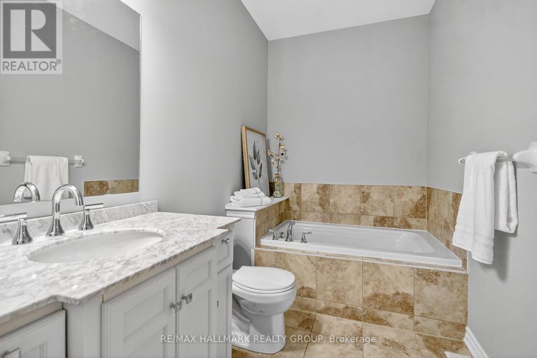 28874342/372-gallantry-way/stittsville-north/ottawa/ontario/K2S0R1_25