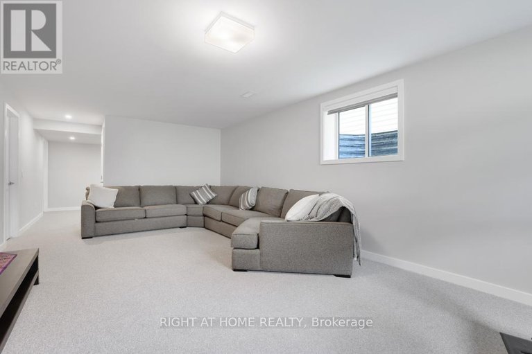 28678303/159-rockmelon-street/riverside-southgloucester-glen/ottawa/ontario/K1X0K6_35