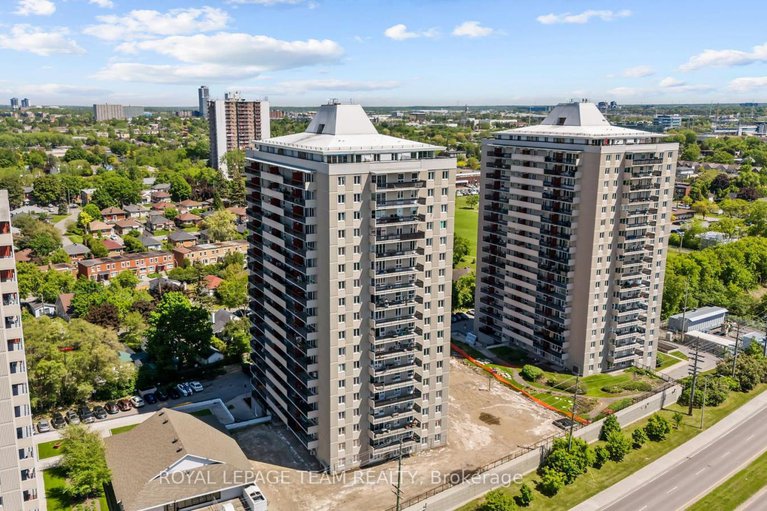 28377334/1607-158b-mcarthur-avenue/vanier/ottawa/ontario/K1L8C9_1
