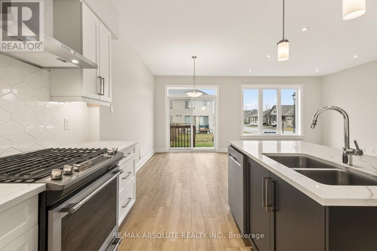 29611868/34-taber-street/carleton-place/carleton-place/ontario/K7C0H2_11