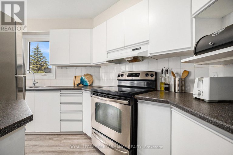 28573942/6074-red-willow-drive/chapel-hill/ottawa/ontario/K1C7J5_11