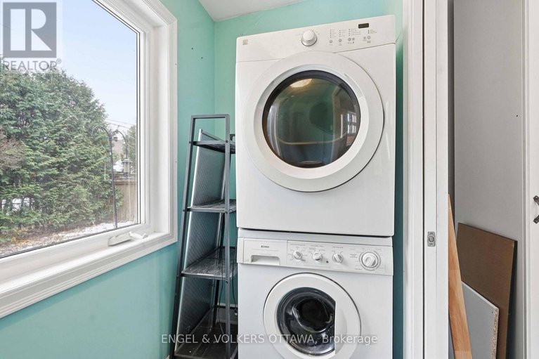 29121970/1238-cheverton-avenue/alta-vista/ottawa/ontario/K1H7P6_20