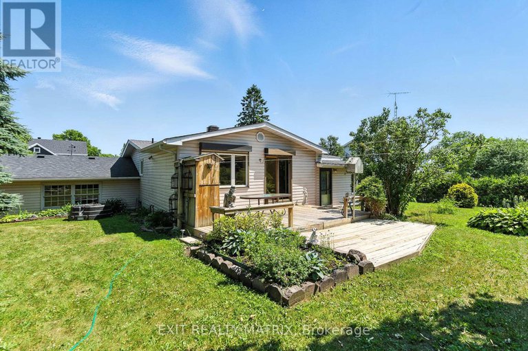 28525668/26-farmers-avenue/vankleek-hill/champlain/ontario/K0B1R0_7