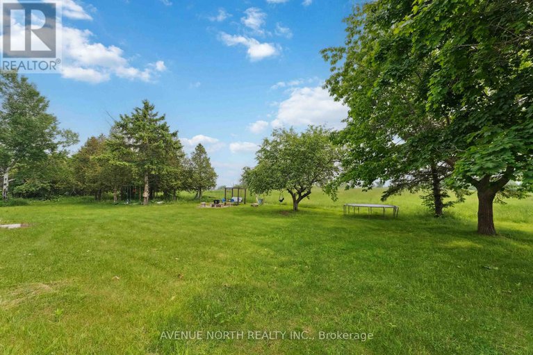28439322/3935-swale-road/vernon/ottawa/ontario/K0A2W0_25