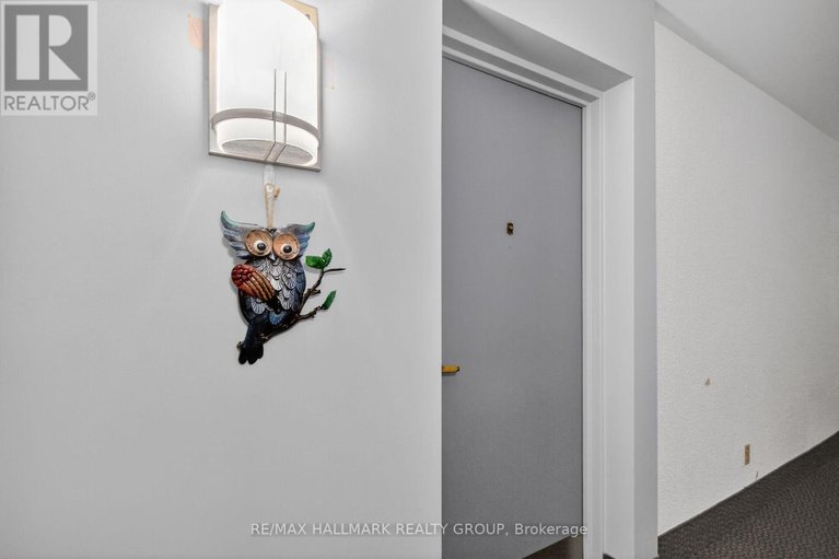 29579525/504-1505-baseline-road/copeland-park/ottawa/ontario/K2C3L4_4