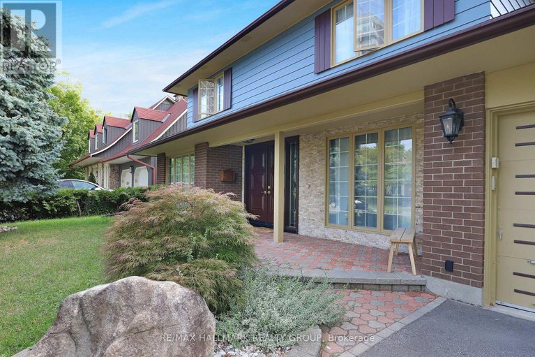 29147953/1712-playfair-drive/playfair-park/ottawa/ontario/K1H5S6_2