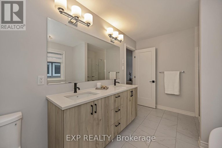 29255597/711-moonflower-crescent/blossom-parkkemp-parkfindlay-creek/ottawa/ontario/K1T0X8_27