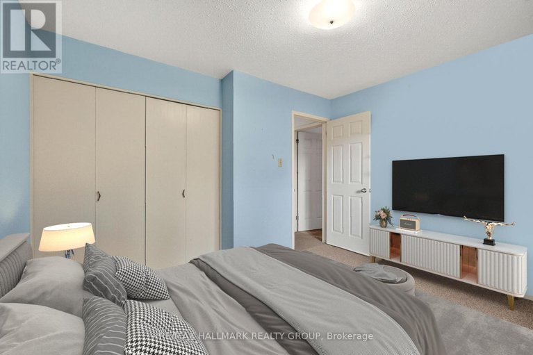 29038840/1415-plumber-avenue/carson-grove/ottawa/ontario/K1K4B2_27