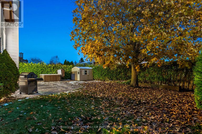 29114744/1678-smithers-crescent/chateauneuf/ottawa/ontario/K1C4W9_35