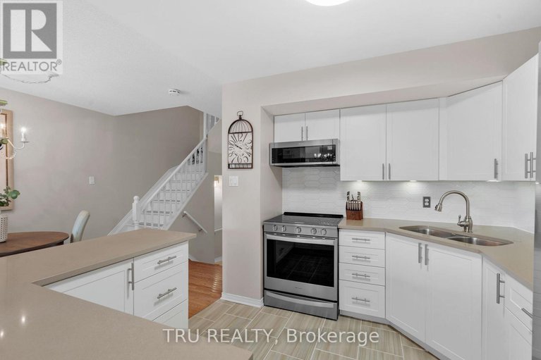 28943376/2023-avenue-o/eastway-gardensindustrial-park/ottawa/ontario/K1G0B1_8